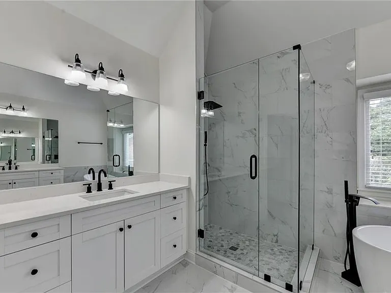 10645 Honey Brook Cir — Photo 40