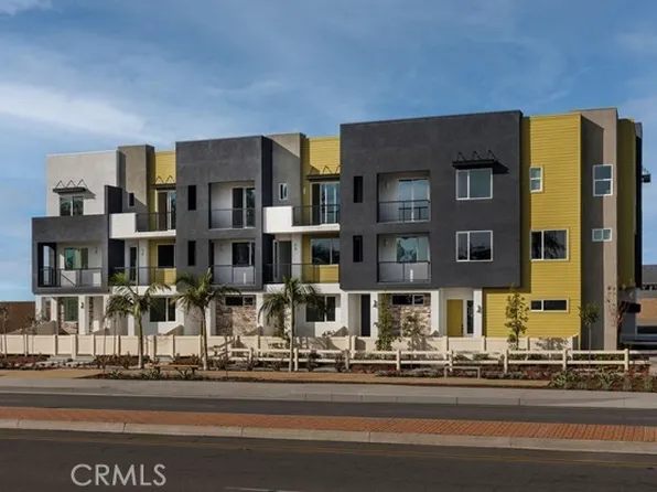 1092 N Coconut Palm Ln, Anaheim, CA 92801