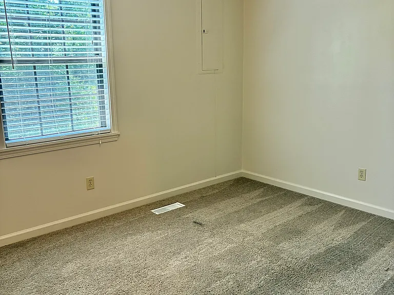 830 Blue Goose Rd — Photo 10