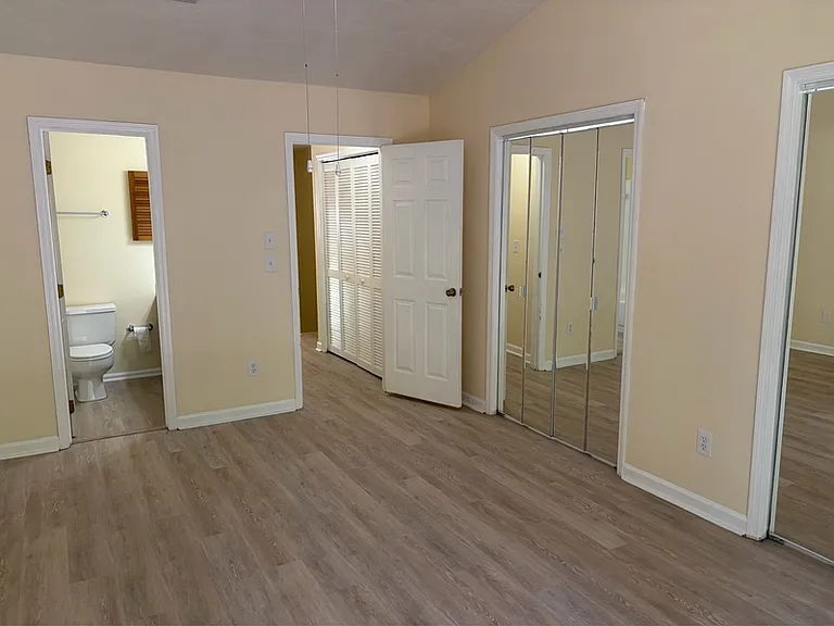 3207 Shamrock St E #18 — Photo 16