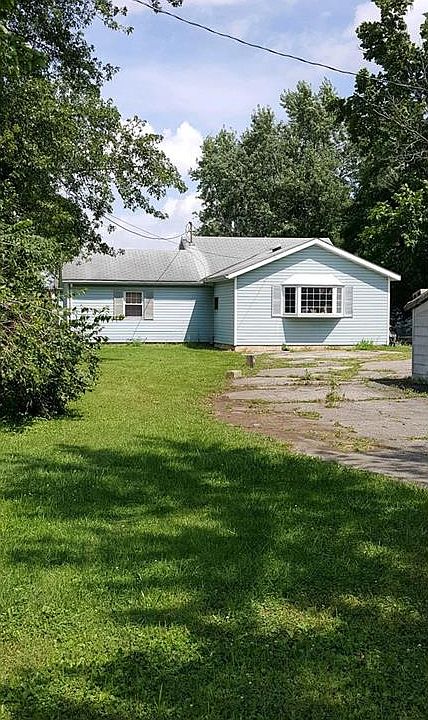 1st image of 7779 W 3rd St