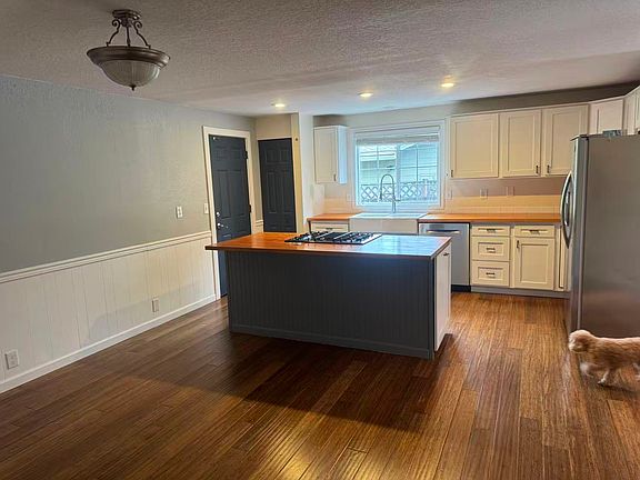 2nd image of 19005 27th Dr SE