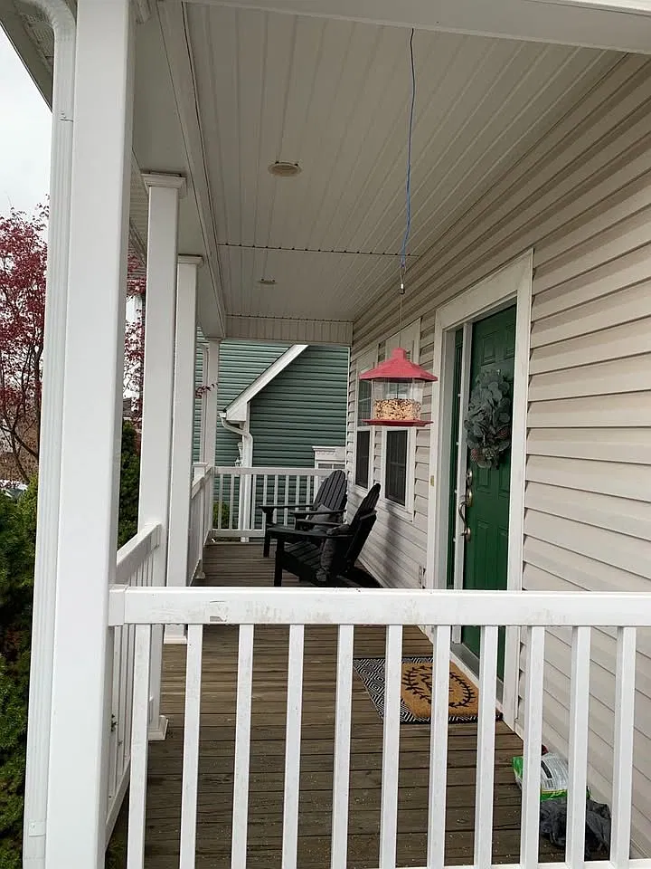 4 bed, 1782 sqft, $2,400 — Photo 2