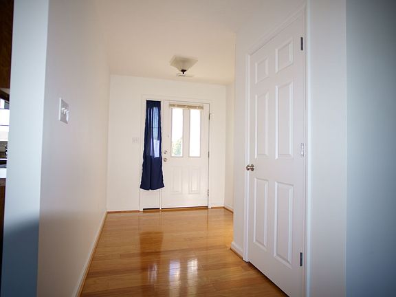 2nd image of 175 Kays Dr