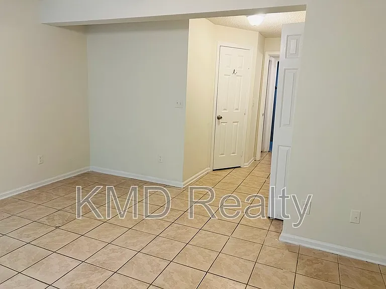 630 Lex Dr — Photo 7