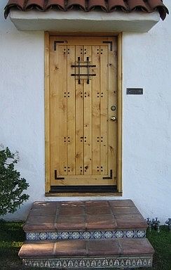 3rd image of 1303 Centinela Ave