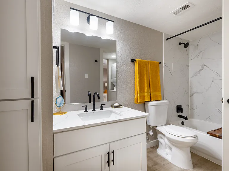 3707 1/2 Menchaca Rd #128 — Photo 7