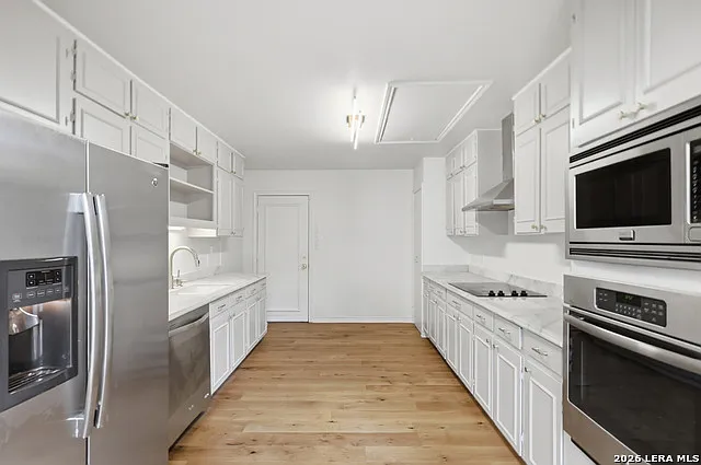 484 E Olmos Dr — Photo 10