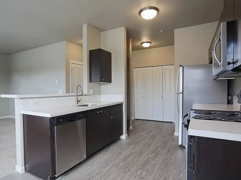 Cappella Apartments — Photo 12