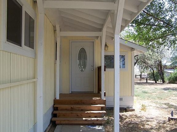 4th image of 466-200 De Shane Ln