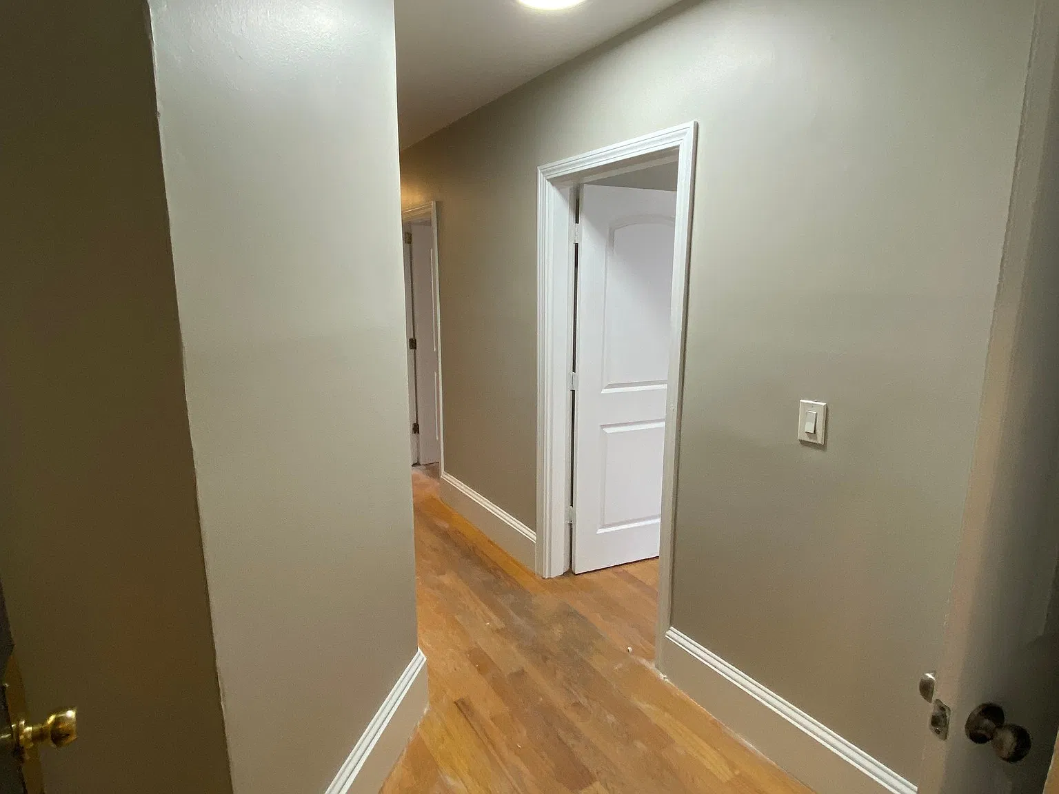 4 bed, 1.5 bath, $3,744 — Photo 2