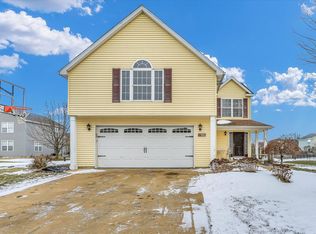 320 Windstone Dr, Tolono, IL 61880