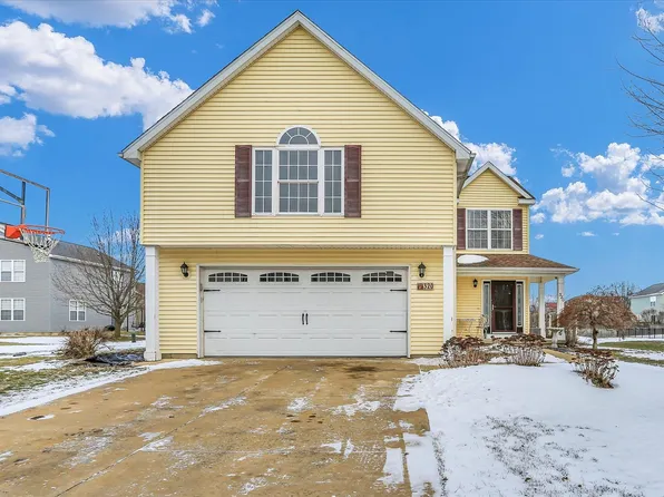 320 Windstone Dr, Tolono, IL 61880
