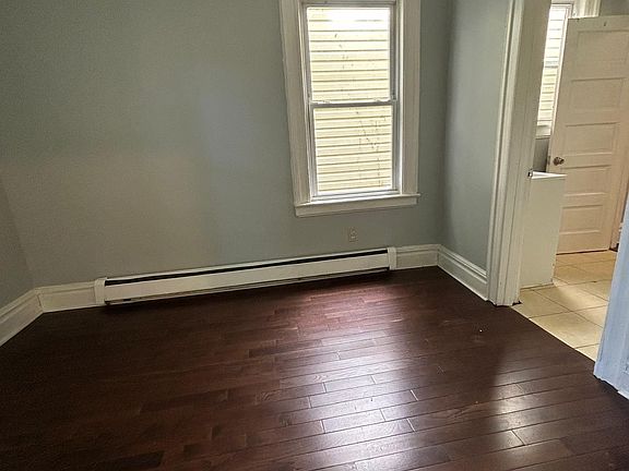 2nd image of 253 Amherst St Floor 1