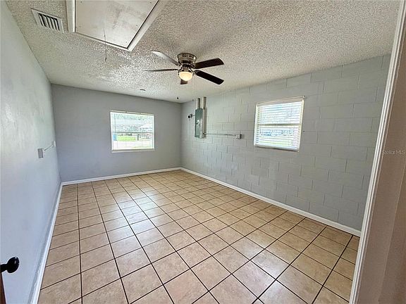 3rd image of 8 N HENDRY AVENUE