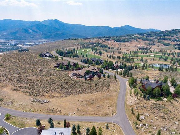 5th image of 570 Mountain Holly Rd