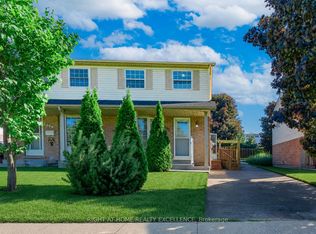 1007 Elgin St N, Cambridge, ON N1R 8J4