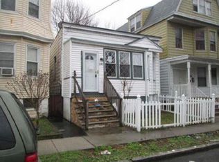 28 43rd St, Irvington, NJ 07111
