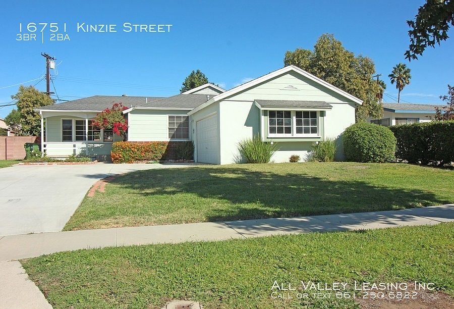 1st image of 16751 Kinzie St