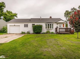 1025 S 8th Ave, Marshalltown, IA 50158