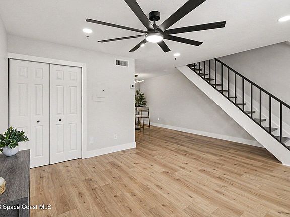 5th image of 7820 Shadowood Dr APT 310
