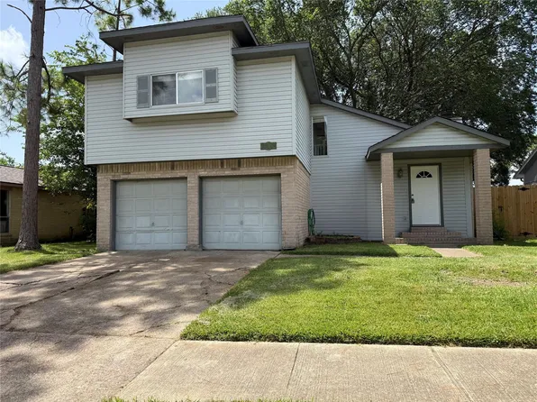 3022 Sherborne St, Pearland, TX 77584