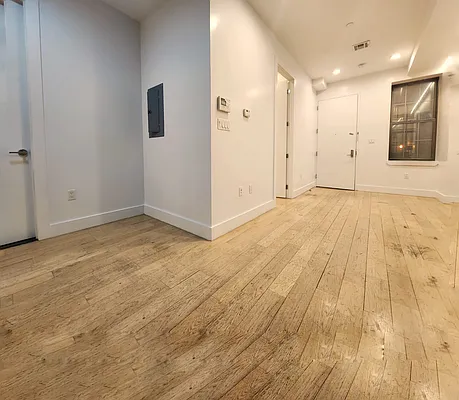 Rented by RELEASE NY | media 2