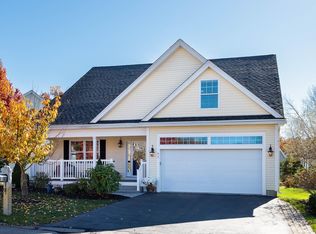 1 Madelyn Dr, Dover, NH 03820