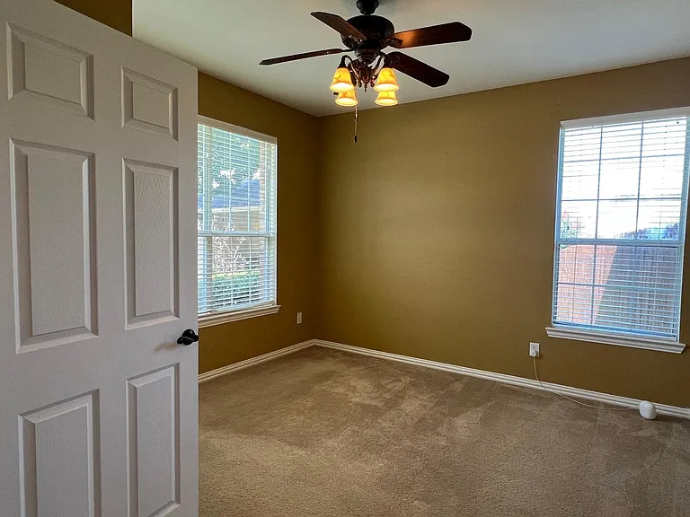 5505 Stone Cliff Ct — Photo 23