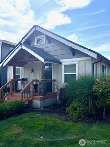332 5th Street SE, Puyallup, WA, 98372