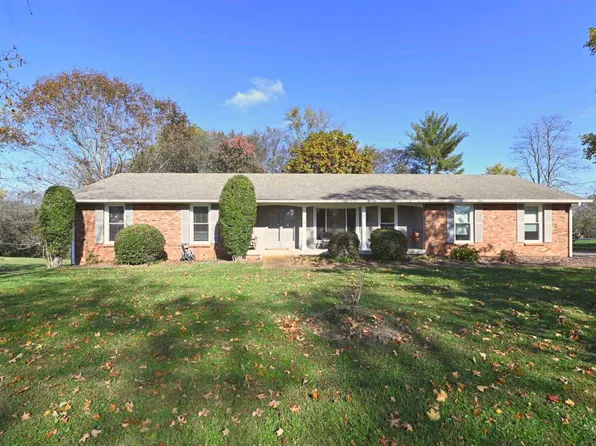 2012 Graceland Dr, Goodlettsville, TN 37072