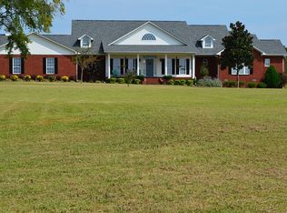 671 Caballo Ranch Rd, Russellville, AR 72802