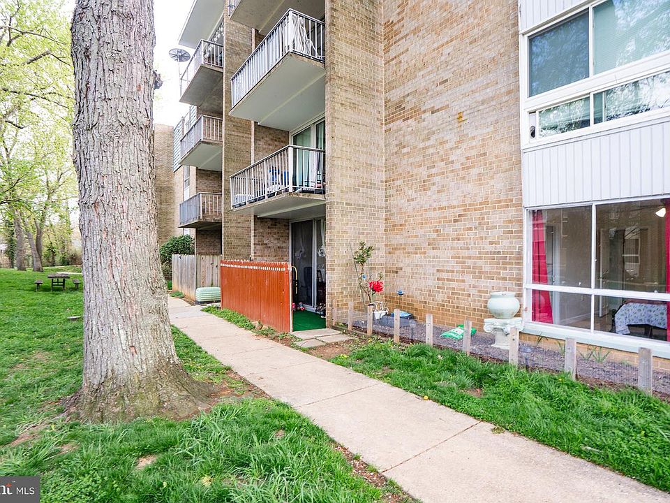 1st image of 3960 Bel Pre Rd APT 1