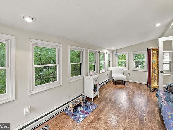5th image of 207 Brandywine Ct