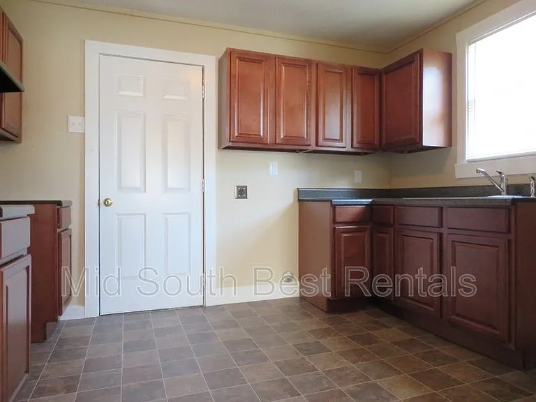 1963 Tulsa Ave — Photo 3