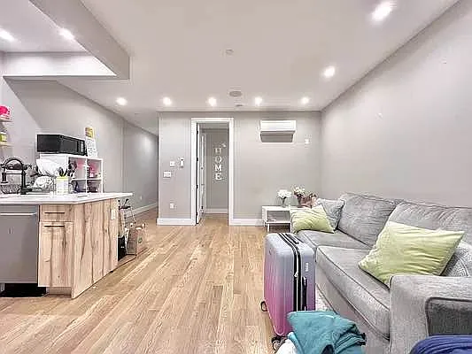 Rented by Doorway NYC, LLC | media 3