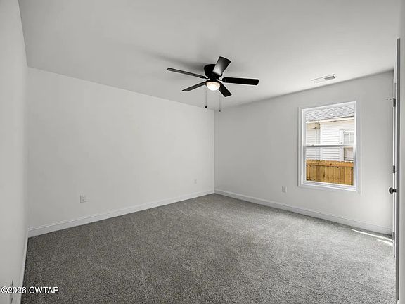 4th image of 307 W King St