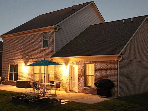 5th image of 1712 Lantana Dr