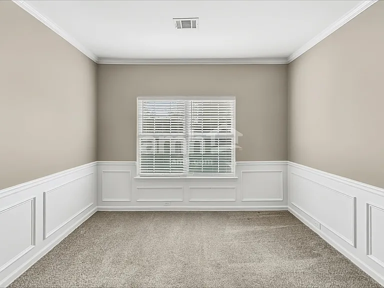 4975 Hopewell Manor Dr — Photo 6