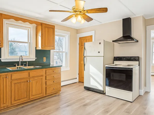 194 Water St #2, Waterville, ME 04901