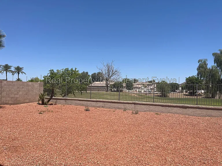 6246 W Blackhawk Dr — Photo 27