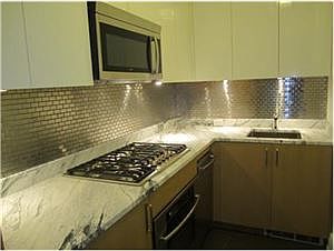 2nd image of 209-211 E 51st St #4G