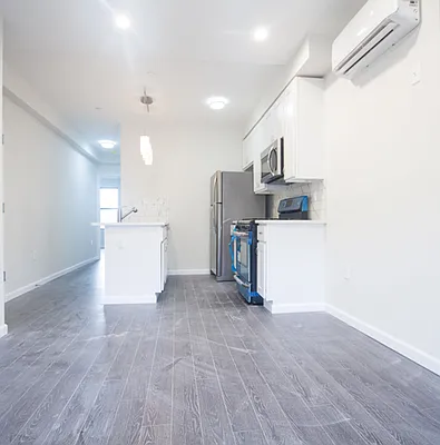 Rented by Nooklyn NYC LLC | media 18