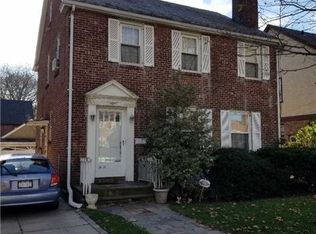 166-24 26kg Th Ave, Flushing, NY 11358