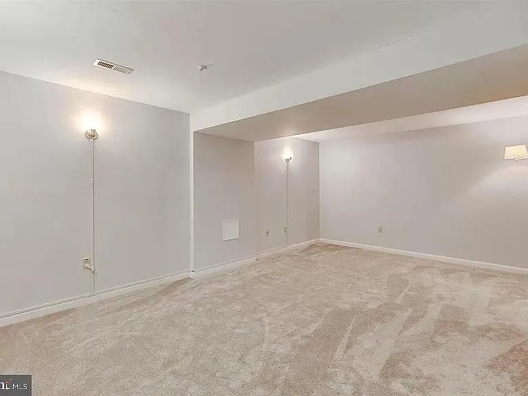 2279 Wetherburne Way — Photo 28