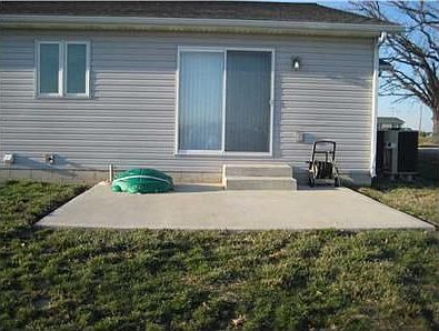 3rd image of 2075 Matheny Ave