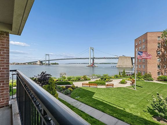 2nd image of 162-21 Powells Cove Blvd APT 2R