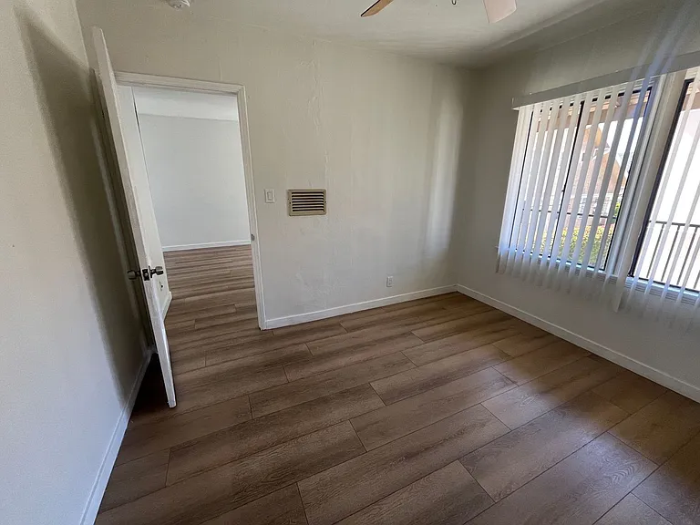 4100 Brighton Ave — Photo 9