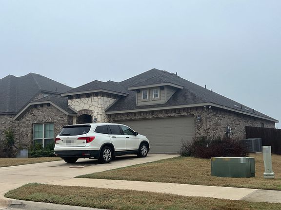 2nd image of 3621 Worthington Dr