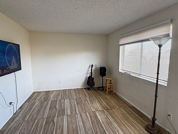 3rd image of 6556 N 134TH Avenue